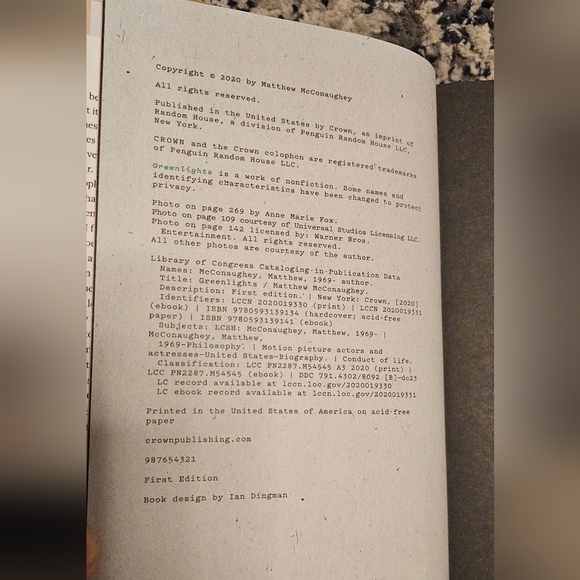 Greenlights Memoir By Matthew McConaughey Hardcover Book - Picture 5 of 6